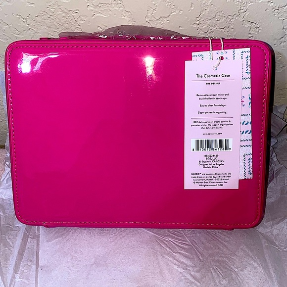 HP🎉BEIS x BARBIE The Cosmetic Case
IN BARBIE™ PINK - Picture 2 of 16